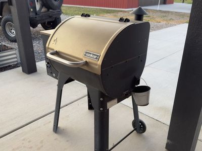 Camp Chef Pellet Smoker/grill