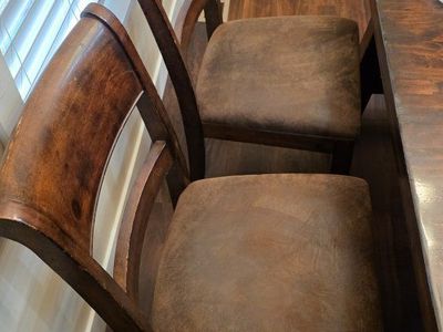7 padded kitchen chairs in Cedar City, UT
