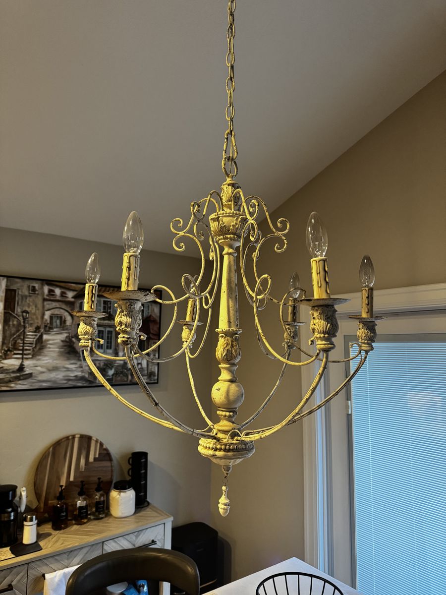 Vintage looking chandelier