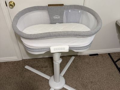 Halo Bassinet Luxe with extra matress