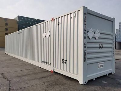 53' 45; 40' 20' and 20' Shipping & Storage Containers / Winf and water Tight Containers