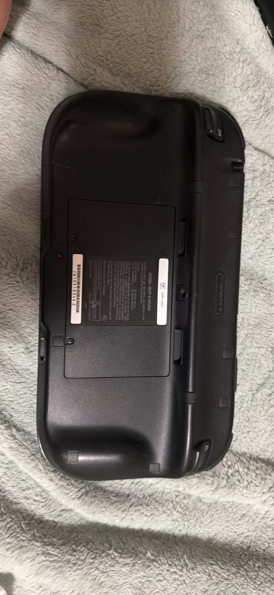 Nintendo Wii U Console with GamePad Controller Black Used
