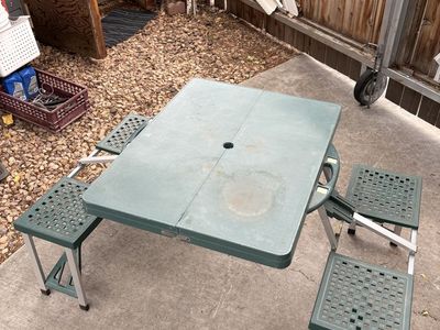 Portable Folding Camping Picnic Table with 4 Seats, Green - Compact & Easy Carry
