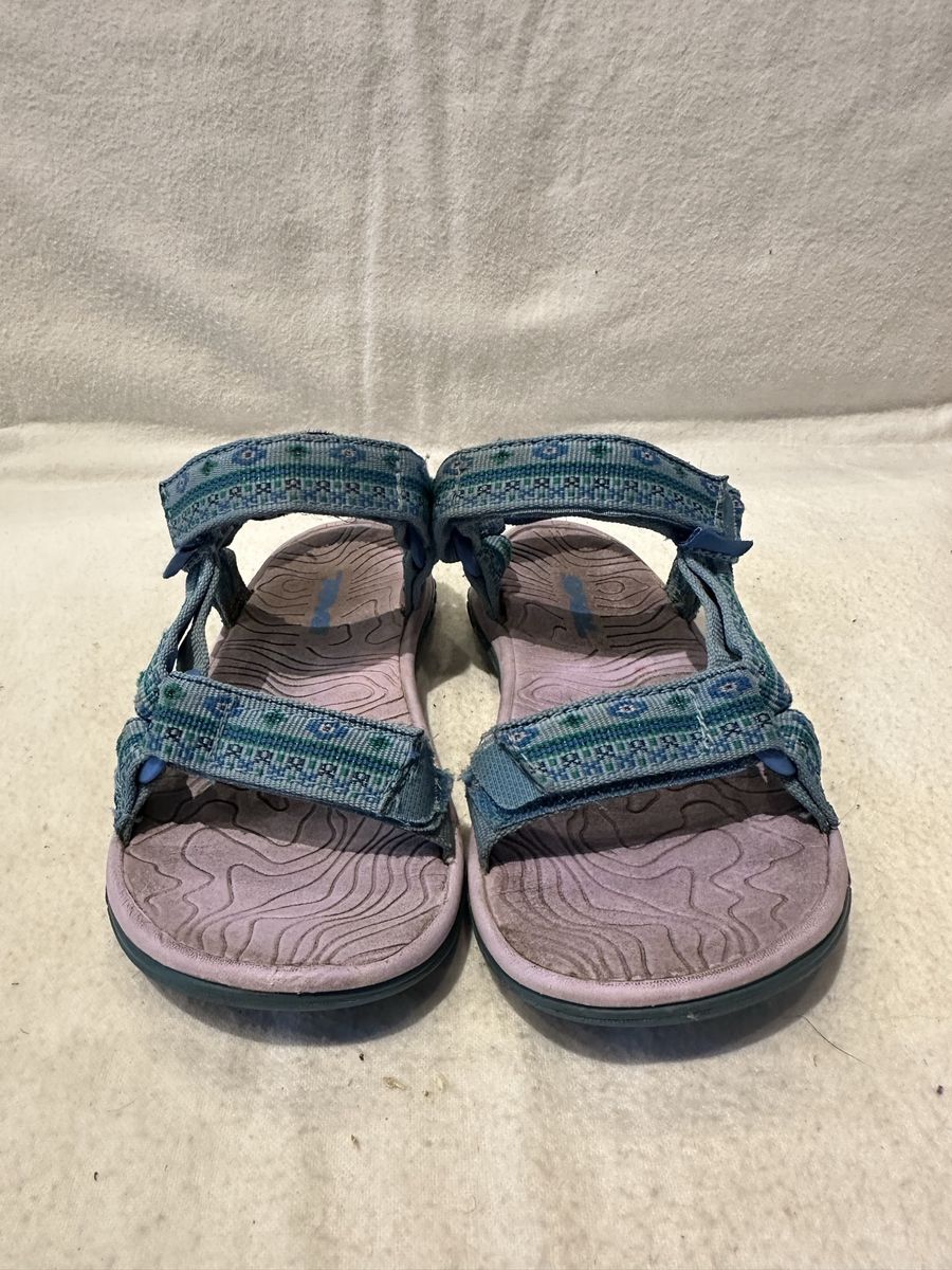 Teva toddler, size 10 blue print sports sandals
