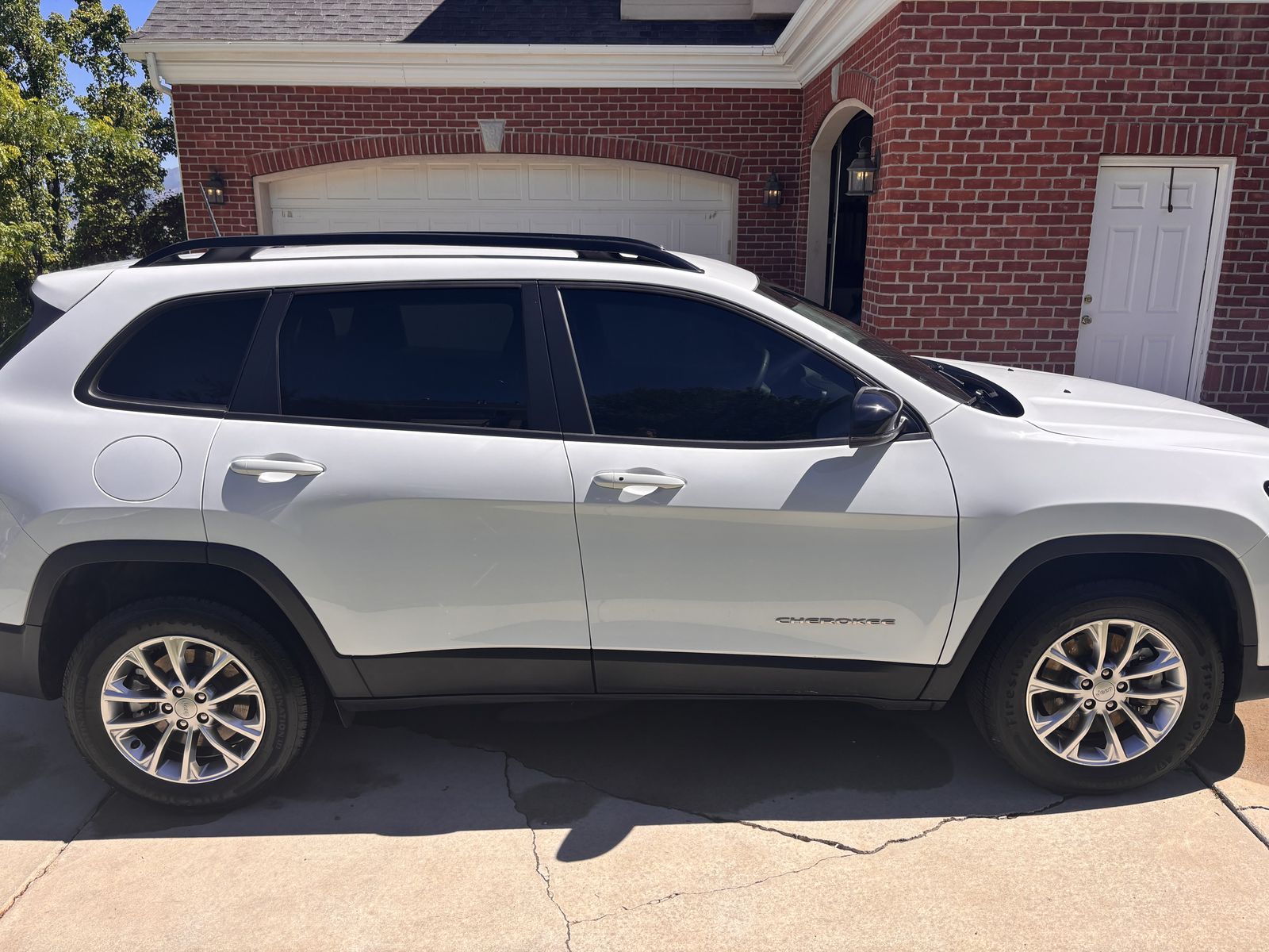 Main image 2