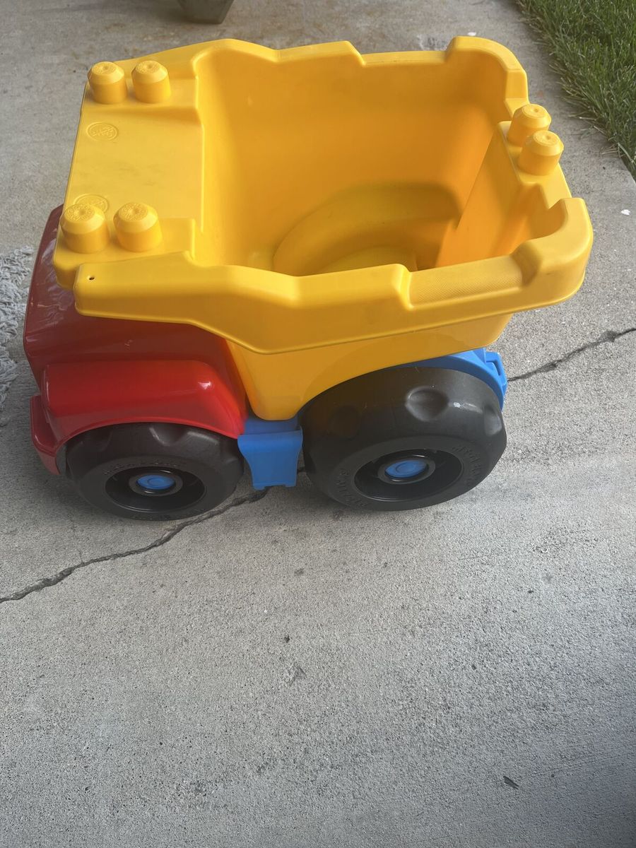 Mega block Dump truck, TOY