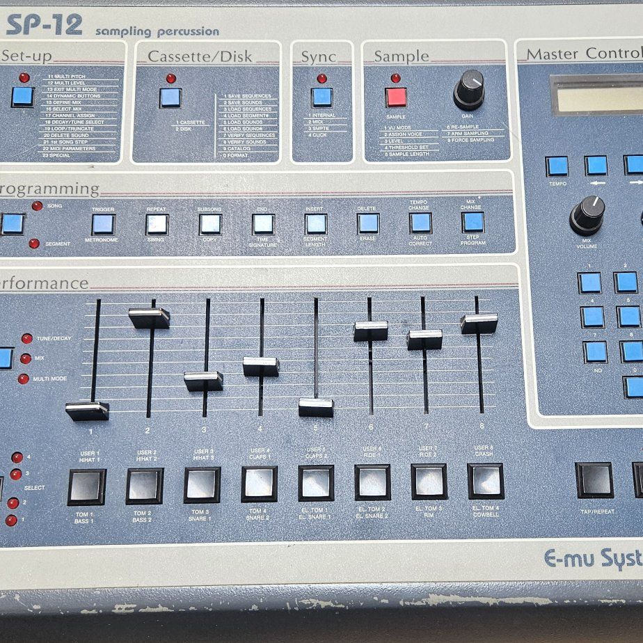 e-mu sp-12 sample sequencer drum machine