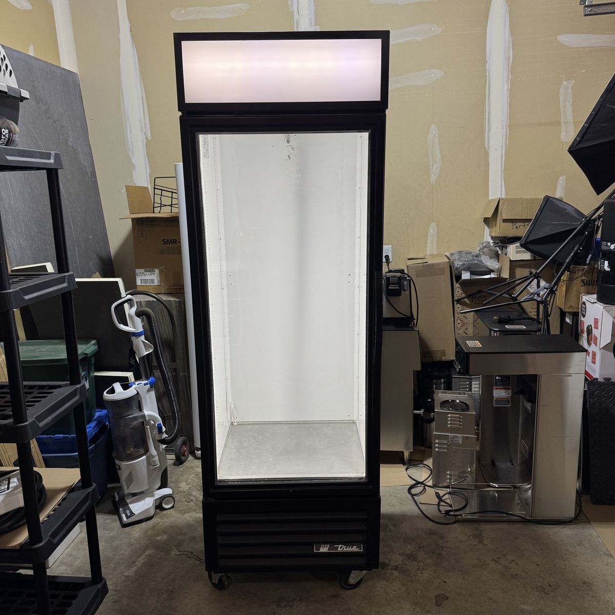 True GDM-19T-F Freezer - Oasis RSL display fridge