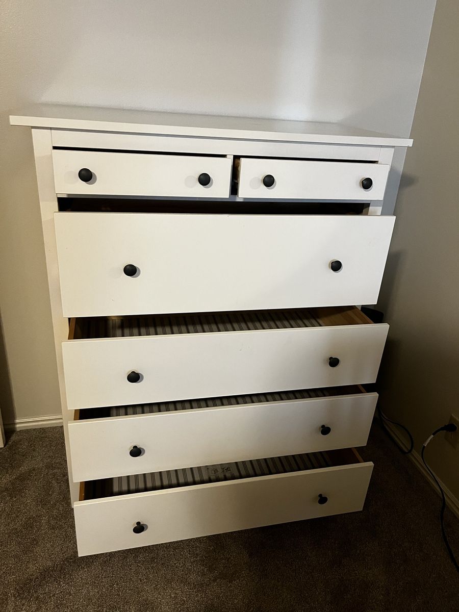 Main image 3