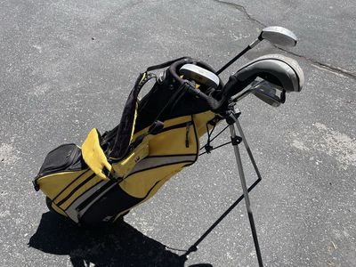 Junior Golf Club Set With Bag