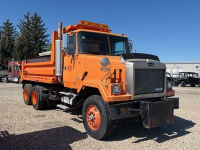 DUMP TRUCK 1992 AUTOCAR