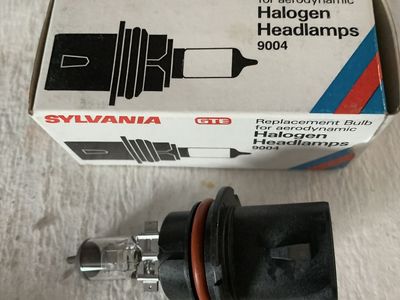 Sylvania GTE 9004 Halogen Headlamp Replacement Bulb for Aerodynamic Headlamps