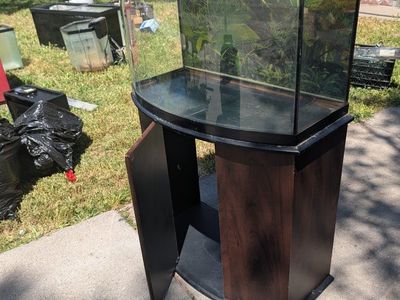 36 galloon fish tank with stand