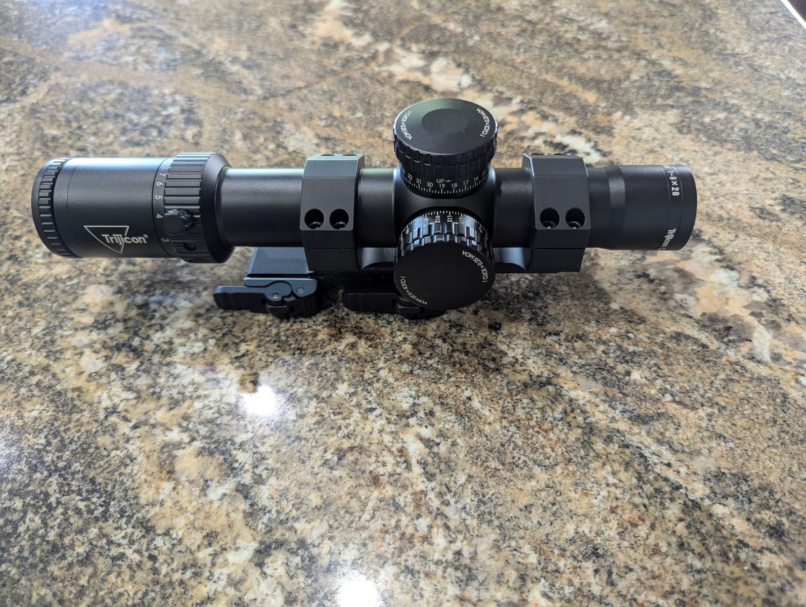 Trijicon Credo HX 1-8 with QD Mount