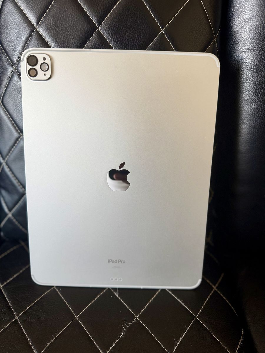 iPad Pro M4 13” 512GB Unlocked Silver