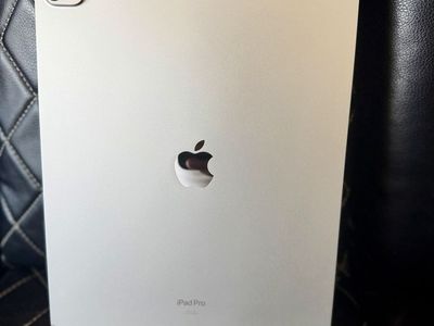 iPad Pro M4 13” 512GB Unlocked Silver