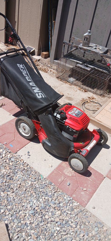 Snapper  Hi Vac Self propelled
