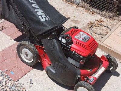 Snapper Hi Vac Self propelled