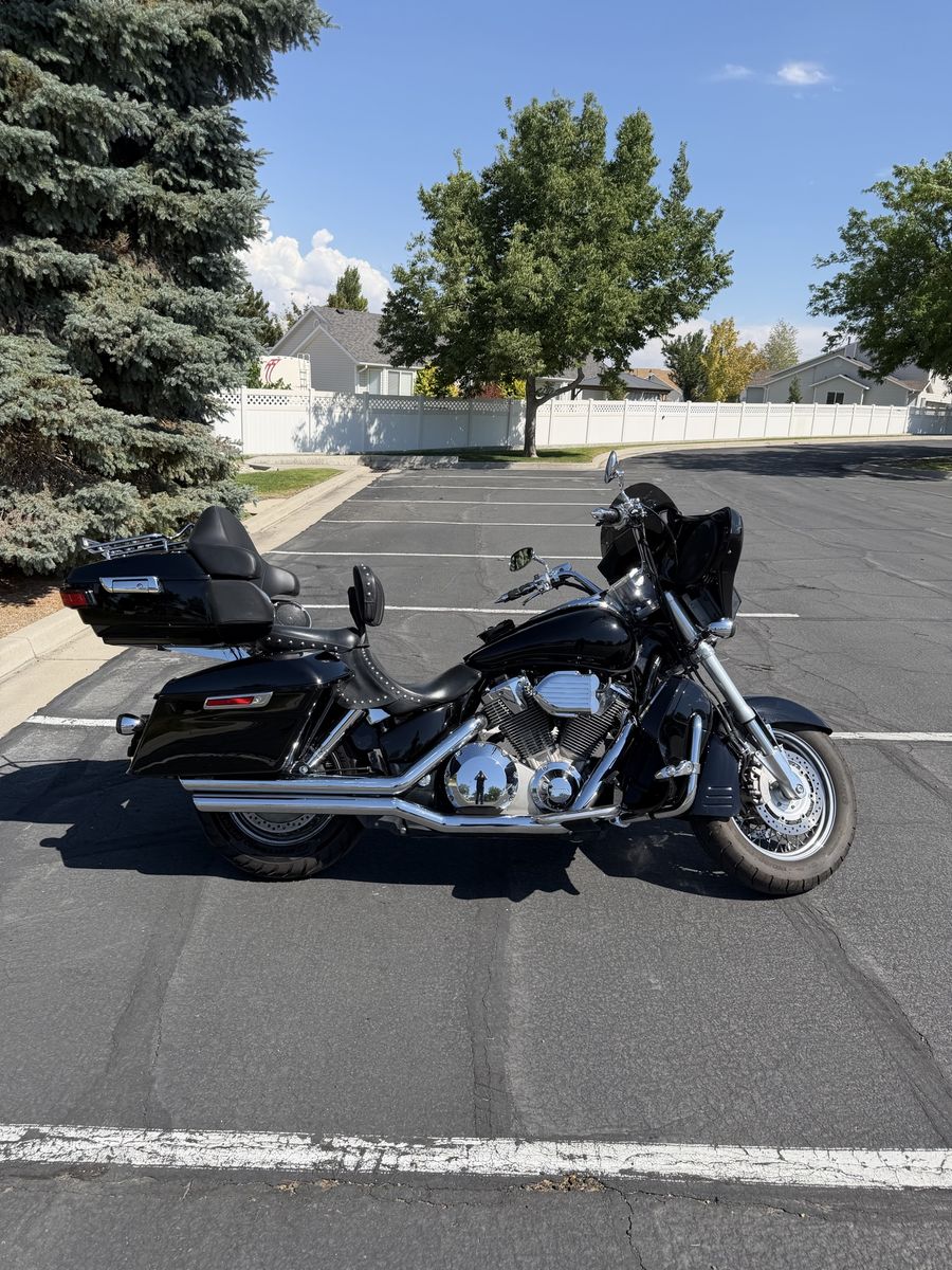 2003 Vtx1800s