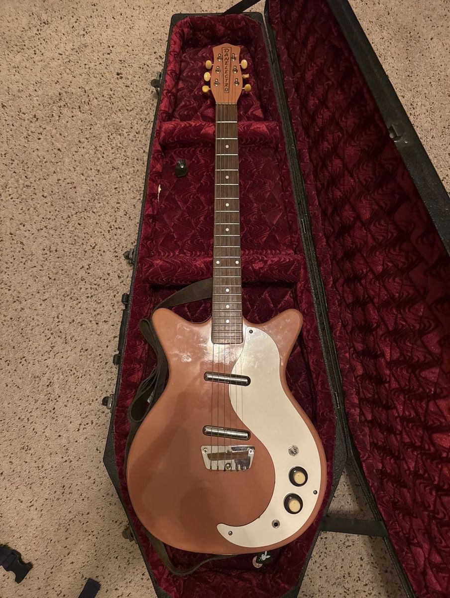 Danelectro 59-DC electric guitar