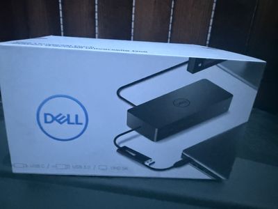 “Brand new”Dell Universal Dock D6000