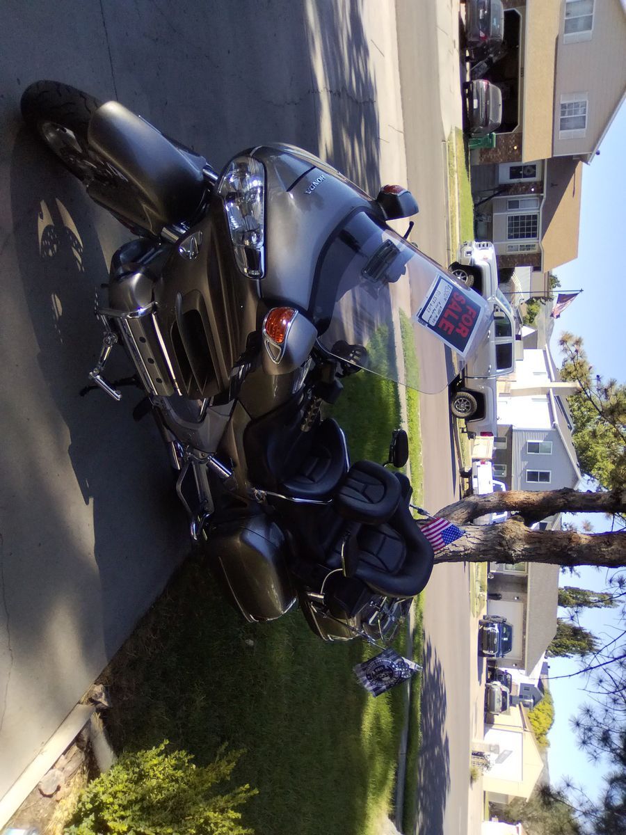 2008 Honda Goldwing with 61,000 miles, Navigation, Premium Audio, ABS Brakes