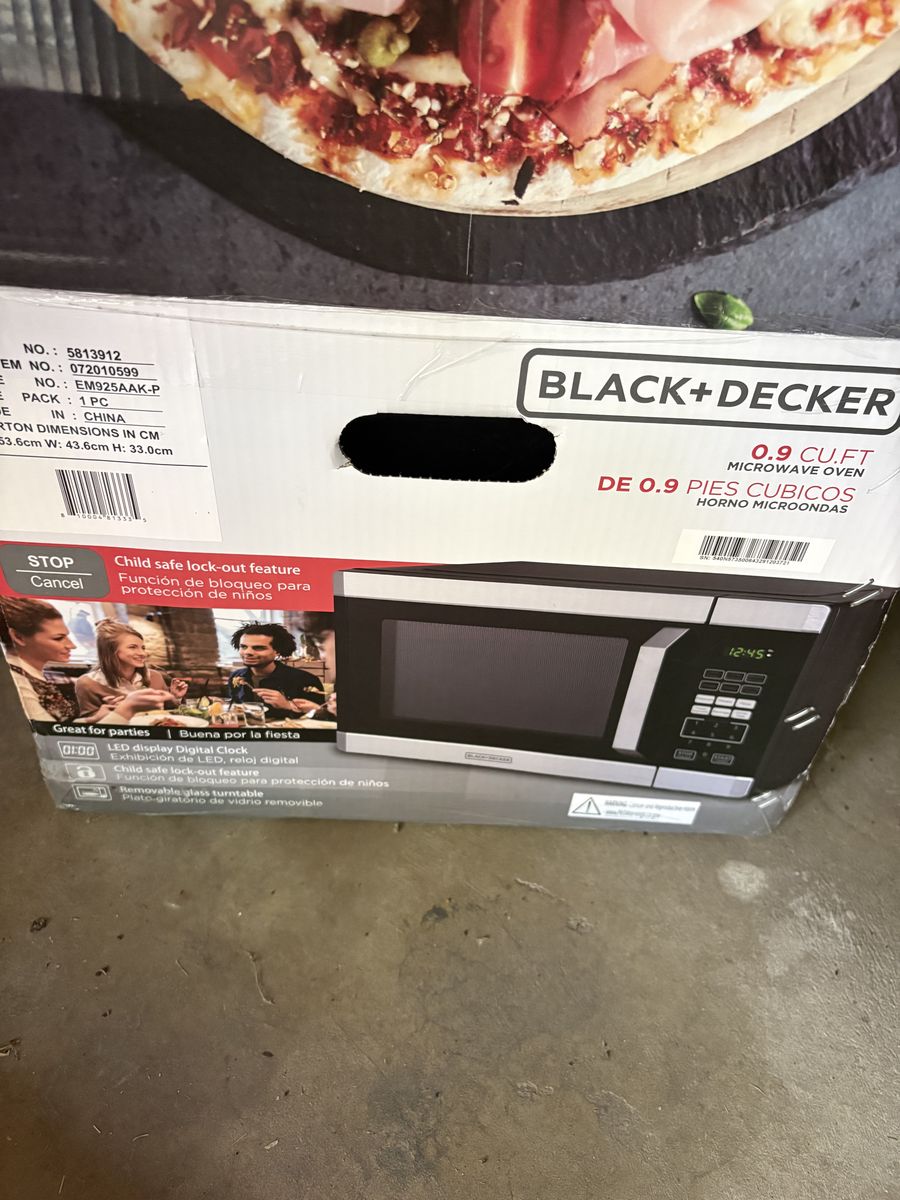 Black and Decker Microwave