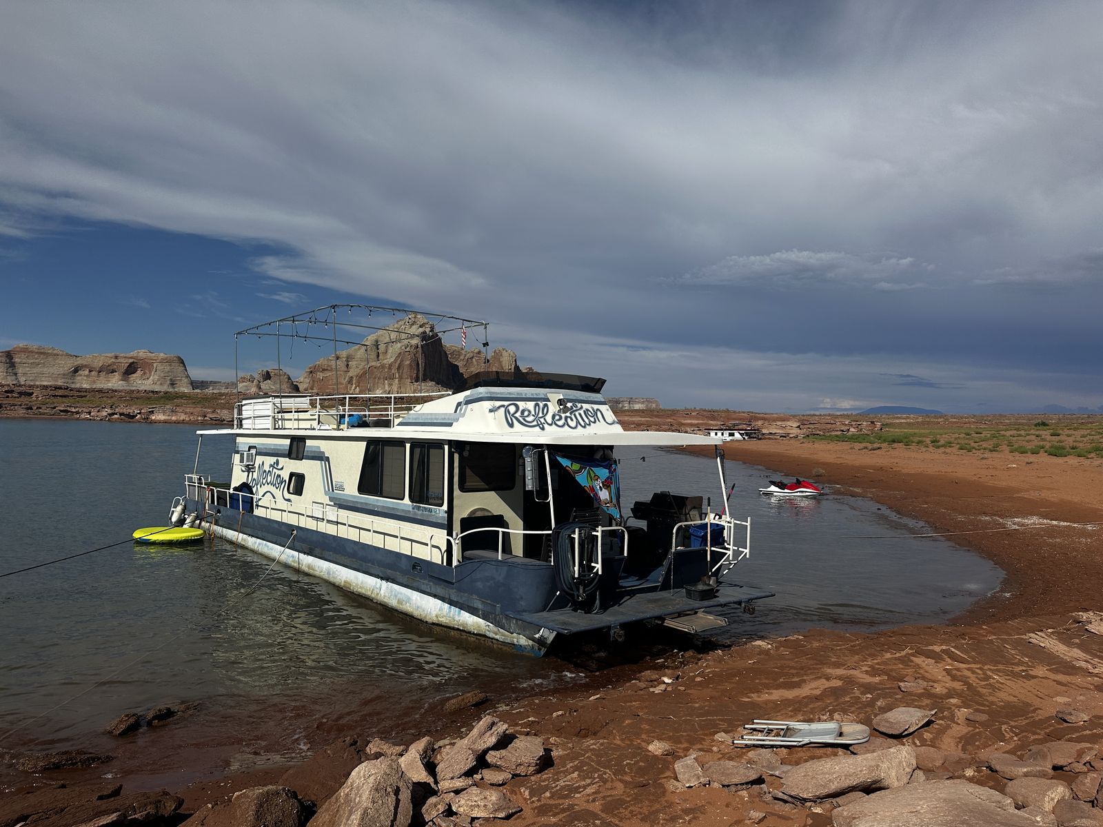 House Boat Time Share - 2 weeks each year!  Purchase now and enjoy one week this year  Sept 21, 2026