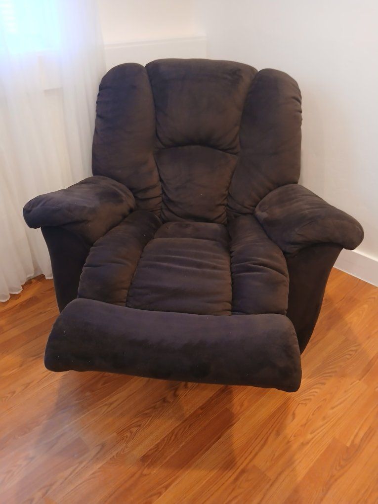 Main image 2