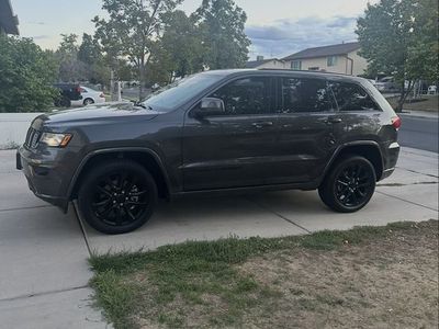2021 Jeep Grand Cherokee Laredo
