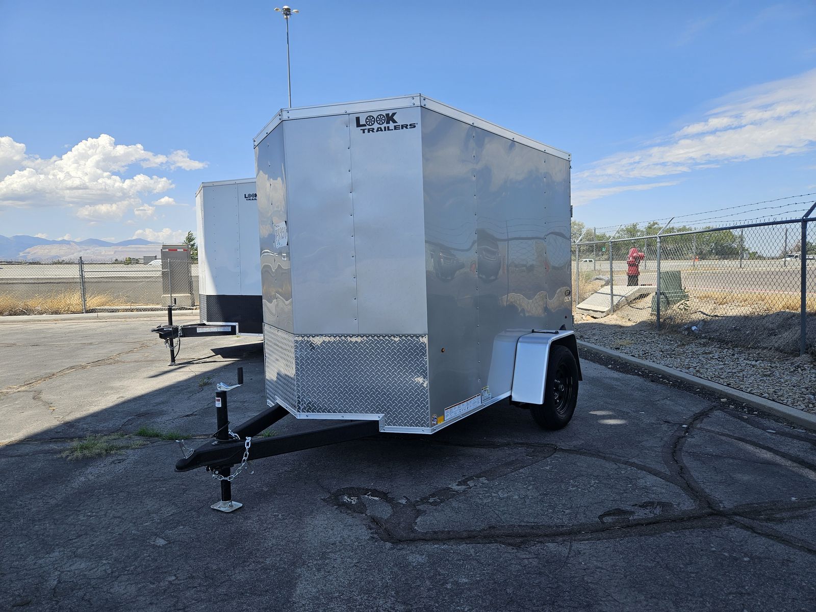 New Look ST DLX 5X8 Enclosed Trailer!