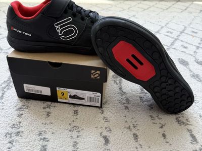 5.10 Adidas Hellcat clipless bike shows