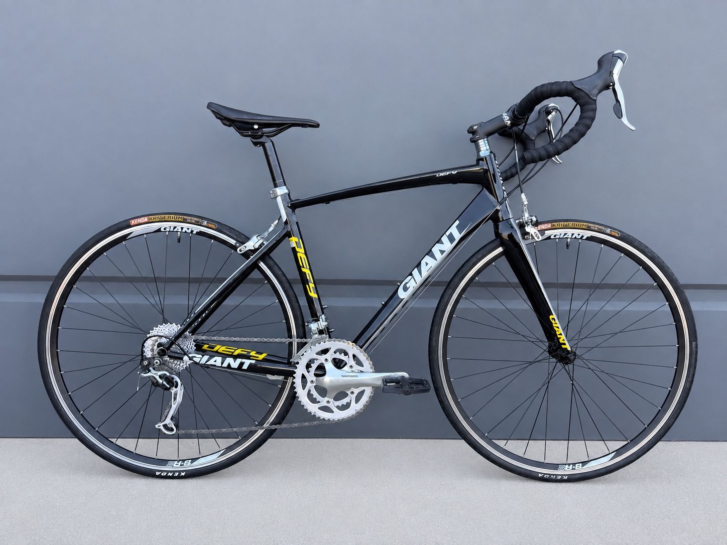 Giant Defy ALUXX SL Road Bike – Shimano Tiagra – Freshly Tuned – Medium