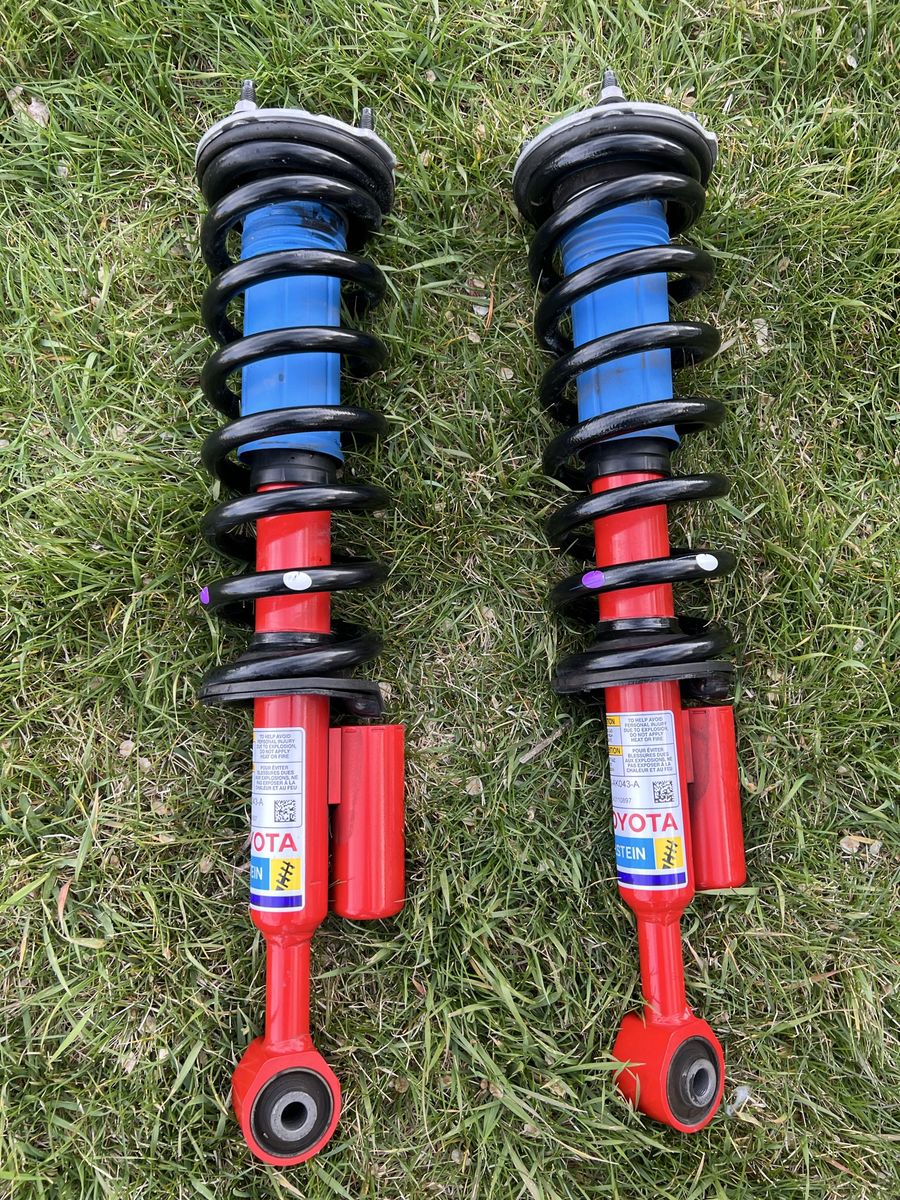 Toyota Tacoma 2024 newer front struts