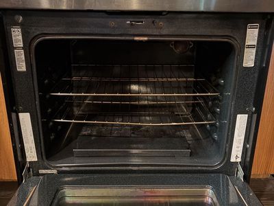 FREE Amana Gas oven/Range