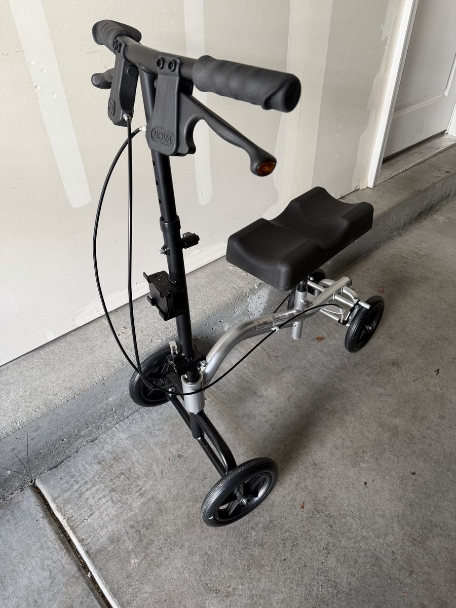 Knee Scooter