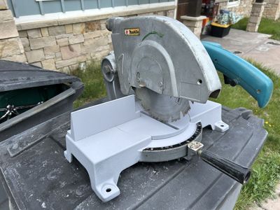 Makita 10" Mitersaw