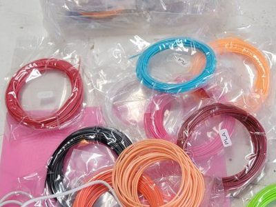 3D Printing Pen & PLA Filament Set - Multi-Color Refills