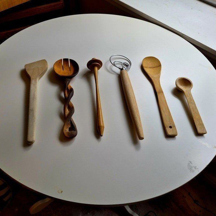 Wooden Utensil Set - 6 Unique Kitchen Tools