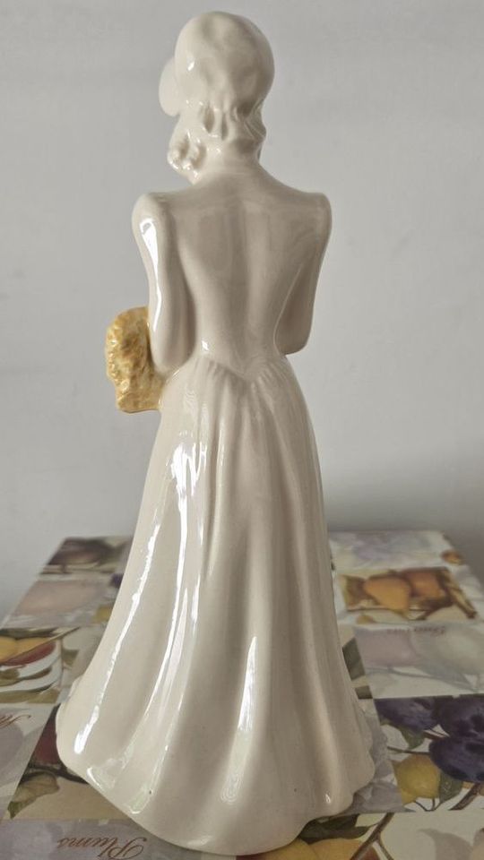 Main image 5