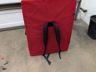 Bouldering crash pad