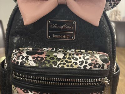 Loungefly Disney Parks Minnie Mouse Pink Bow Leopard Print Mini Backpack Black