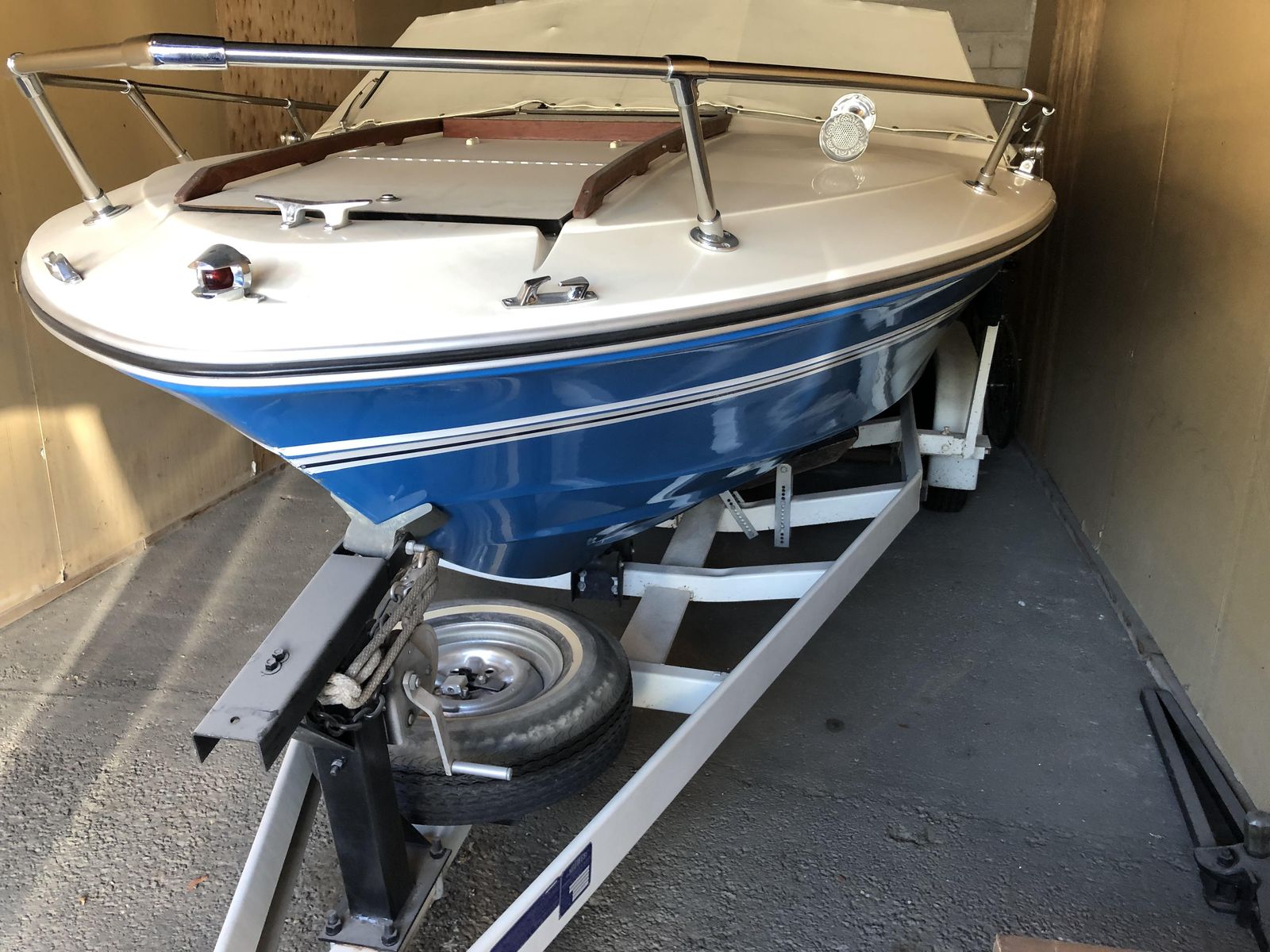 1976 Sea Ray 19ft - Low Hours - $3,900 OBO