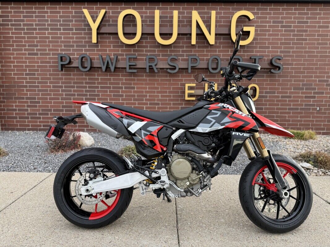 2026 Ducati Hypermotard 698 Mono RVE