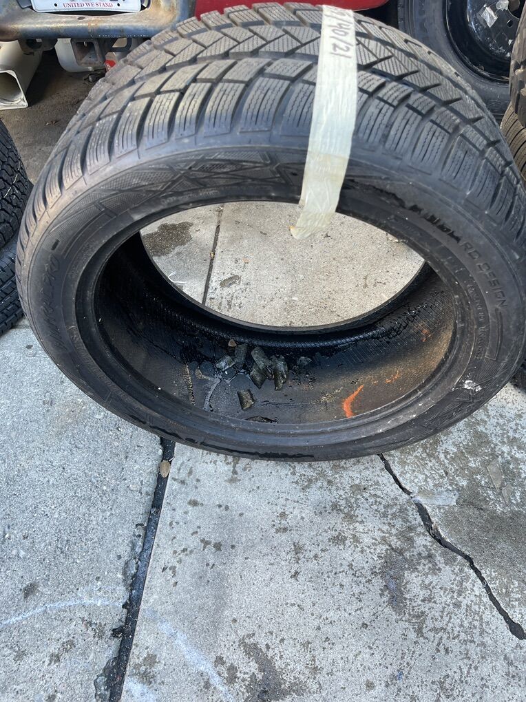 315/40/21 NEW Vredestein Wind Trac Pro TIre