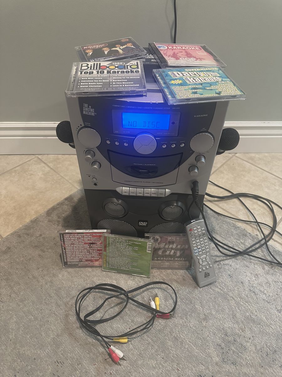 Karaoke, singing machine