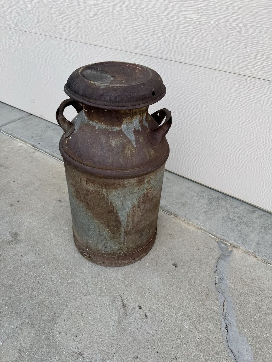 Main image 3