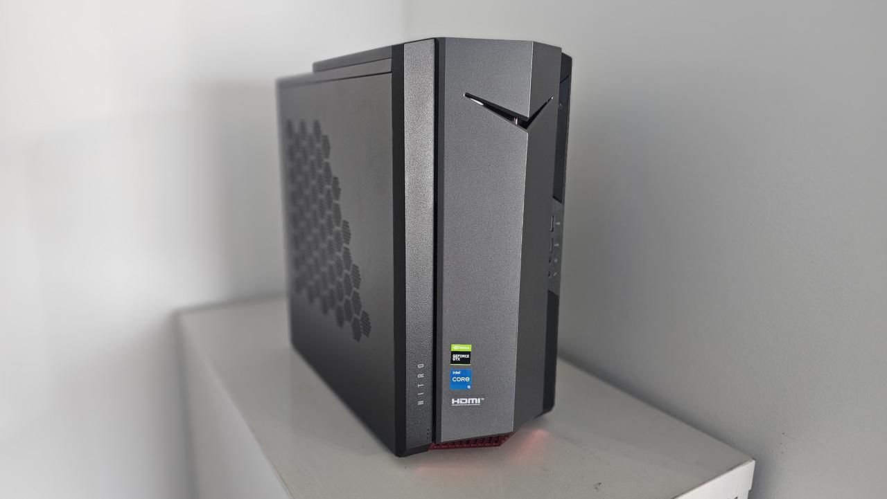 Acer Nitro 50 N50-620-UA91 Gaming Desktop Computer