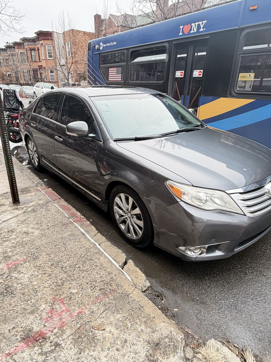 2011 Toyota Avalon Limited