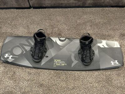 Ronix 'The Vault' 134 Wakeboard
